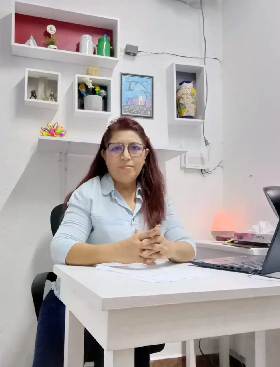 Una persona en un consultorio de psicología